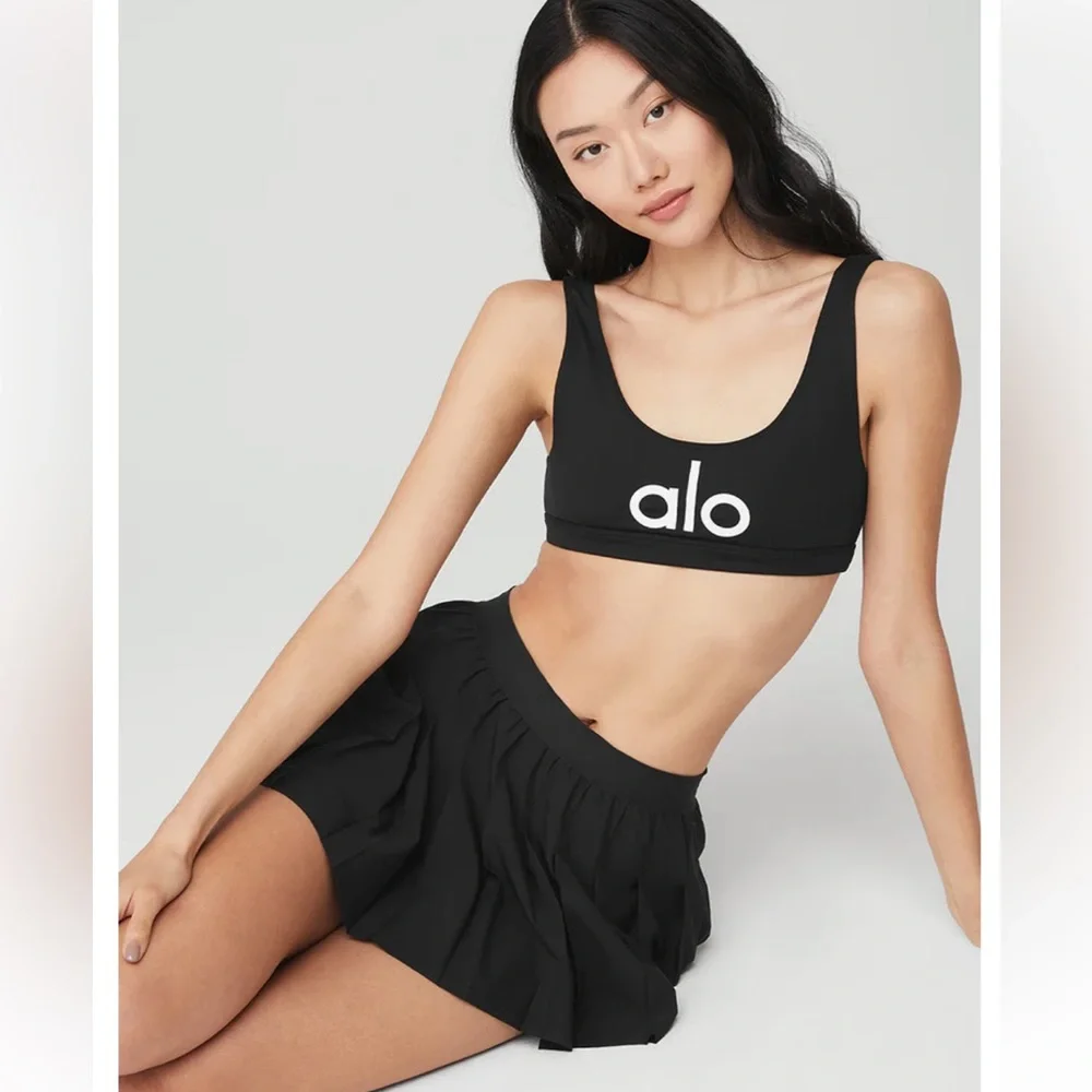ALO YOGA VARSITY TENNIS SKIRT SIZE:S Worn once Color: BLACK